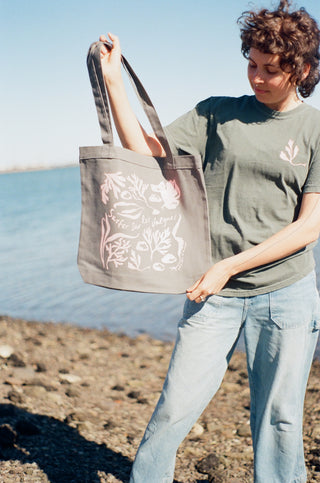 T-shirt SURFER SUR LES VALGUES