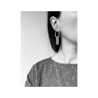 Boucles d’oreilles LÉO franges laiton